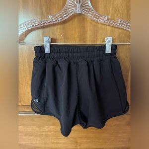 HOTTY HOT black shorts